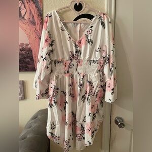Plus Size Womens Floral summer V-Neck Dress size XL pre-owned